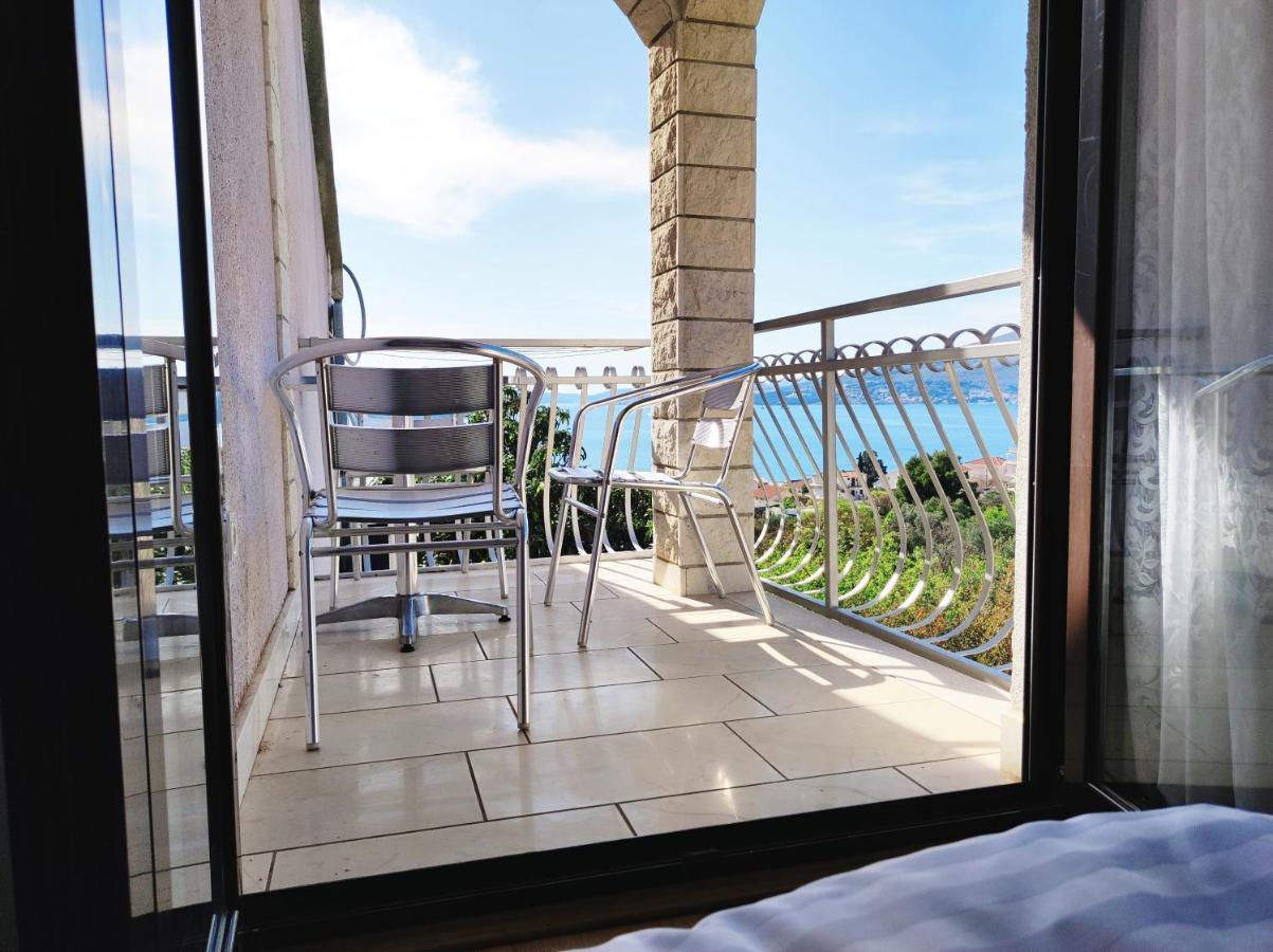 Dream View Apartments Dalmatia โตรกีร์ ภายนอก รูปภาพ