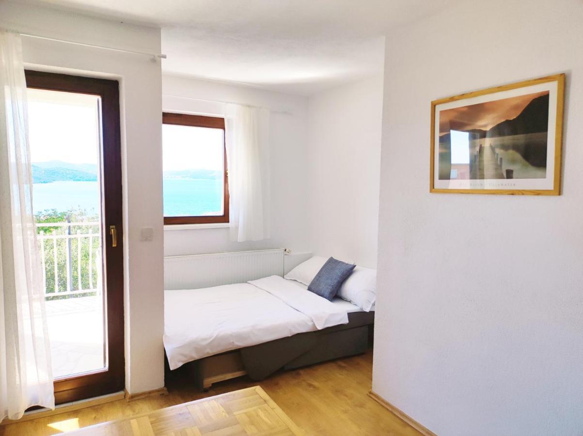 Dream View Apartments Dalmatia โตรกีร์ ภายนอก รูปภาพ