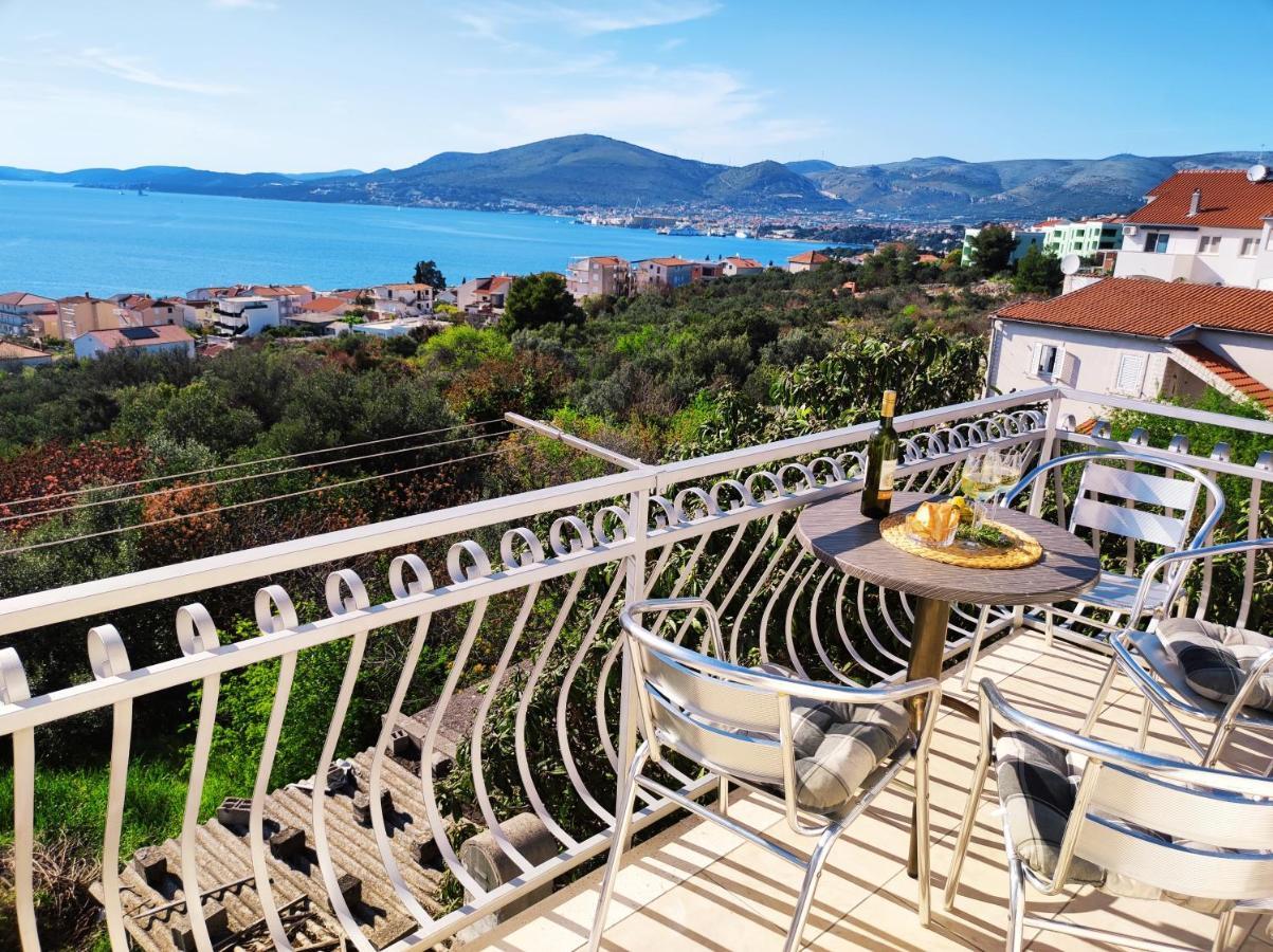 Dream View Apartments Dalmatia โตรกีร์ ภายนอก รูปภาพ